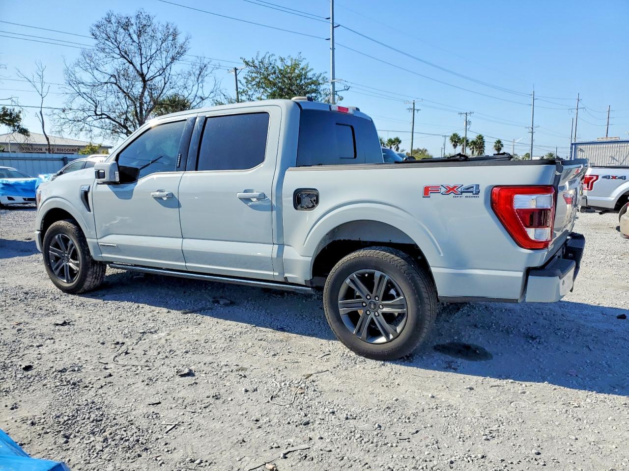 2023 FORD F150 SUPERCREW photo 2