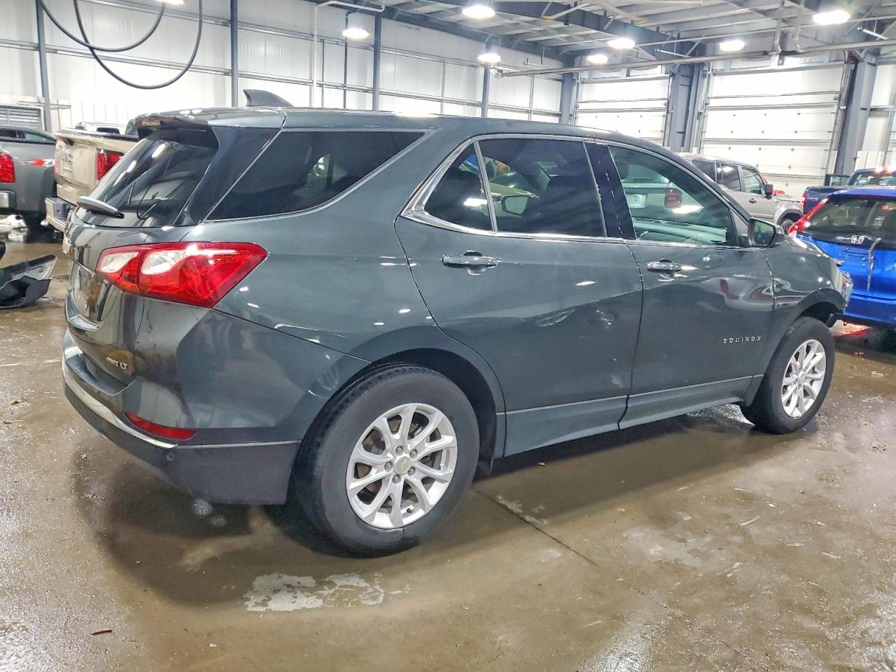2020 CHEVROLET EQUINOX LT photo 3