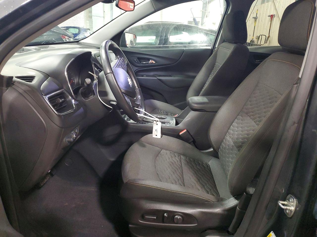2020 CHEVROLET EQUINOX LT photo 7