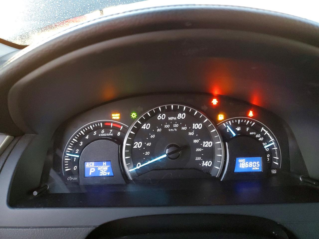 2013 TOYOTA CAMRY L photo 9