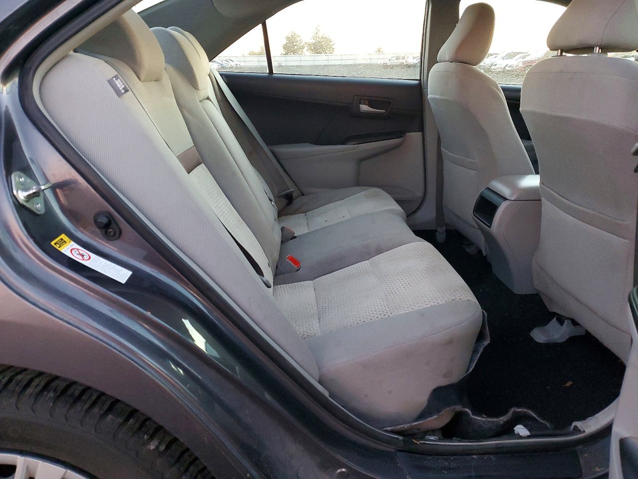 2013 TOYOTA CAMRY L photo 10