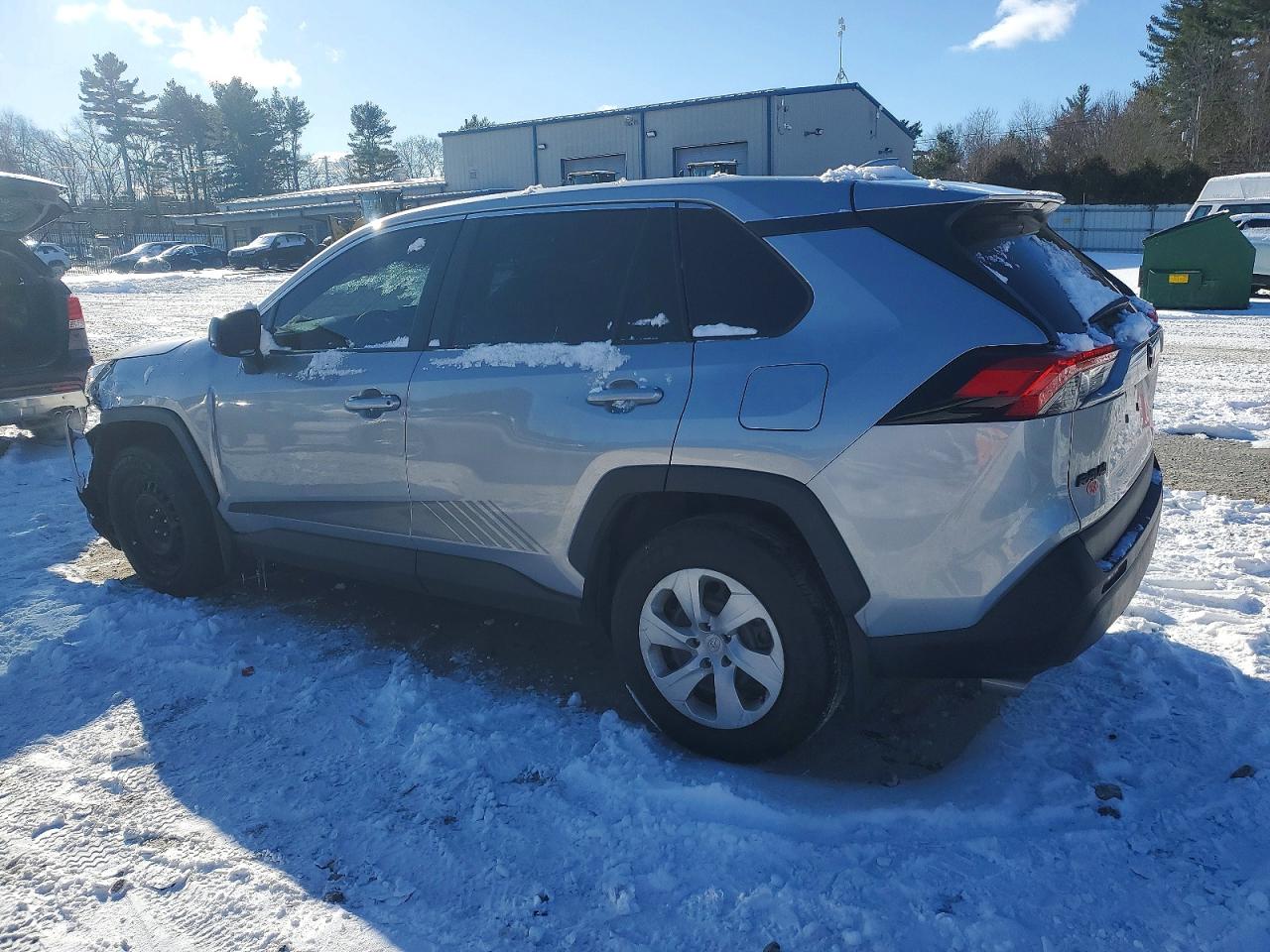 2024 TOYOTA RAV4 LE photo 2