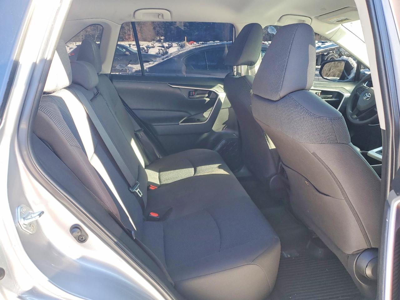 2024 TOYOTA RAV4 LE photo 11