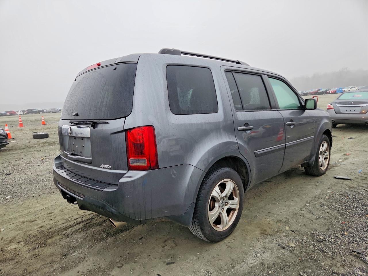 2013 HONDA PILOT EXL photo 3