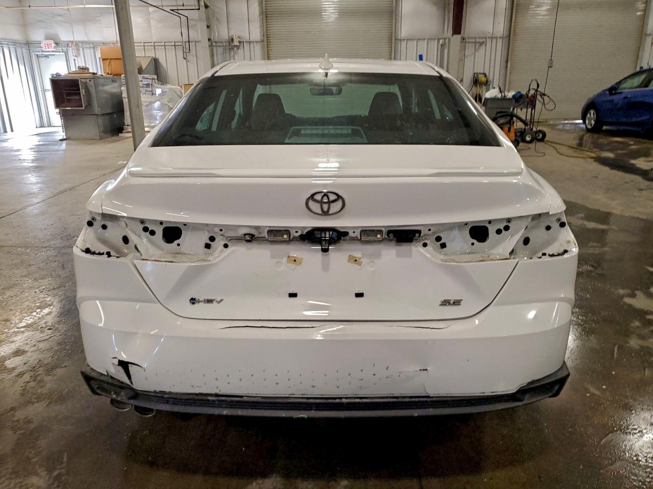 2025 TOYOTA CAMRY XSE photo 6