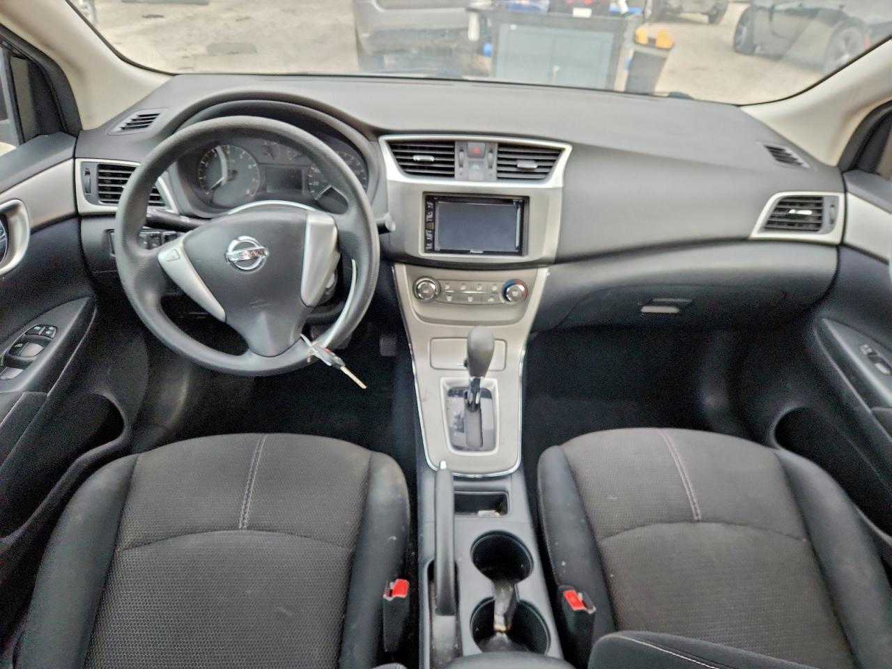 2014 NISSAN SENTRA S photo 8