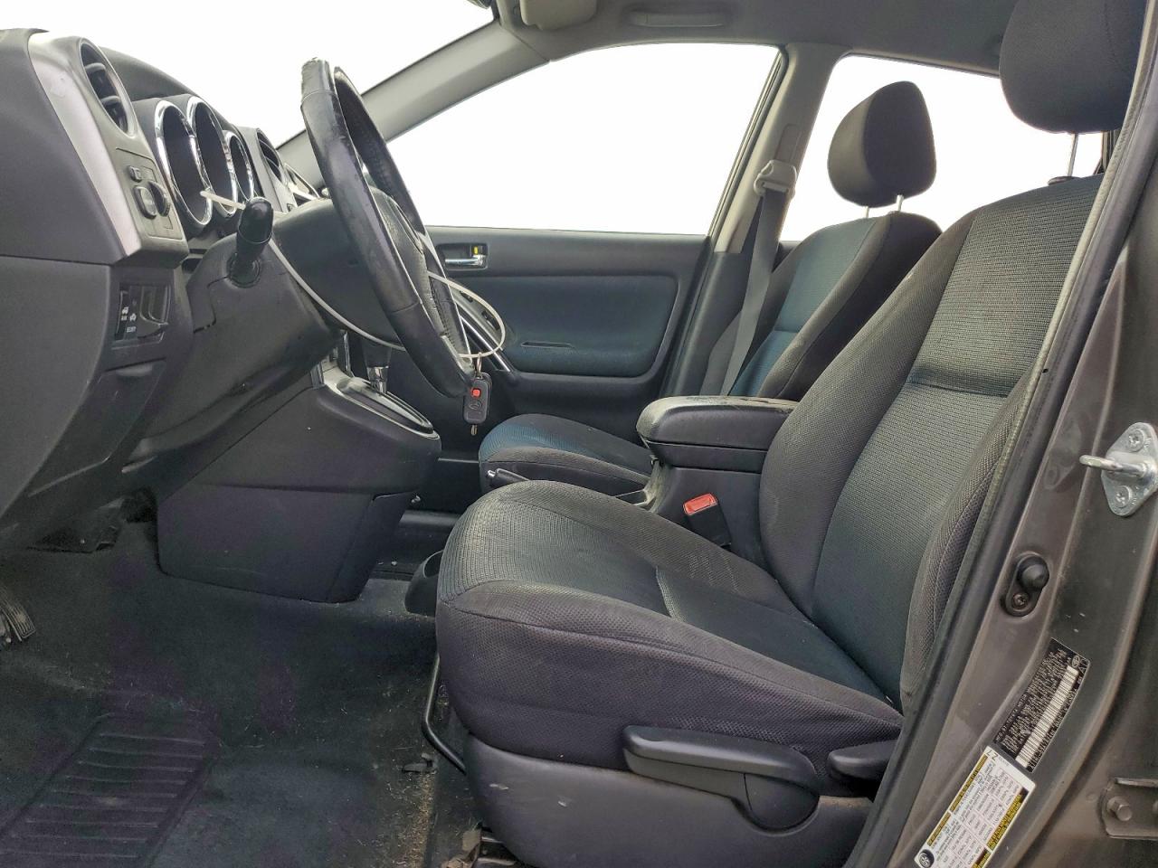 2006 TOYOTA COROLLA MATRIX XR photo 7