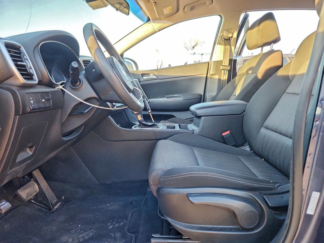 2020 KIA SPORTAGE LX photo 7