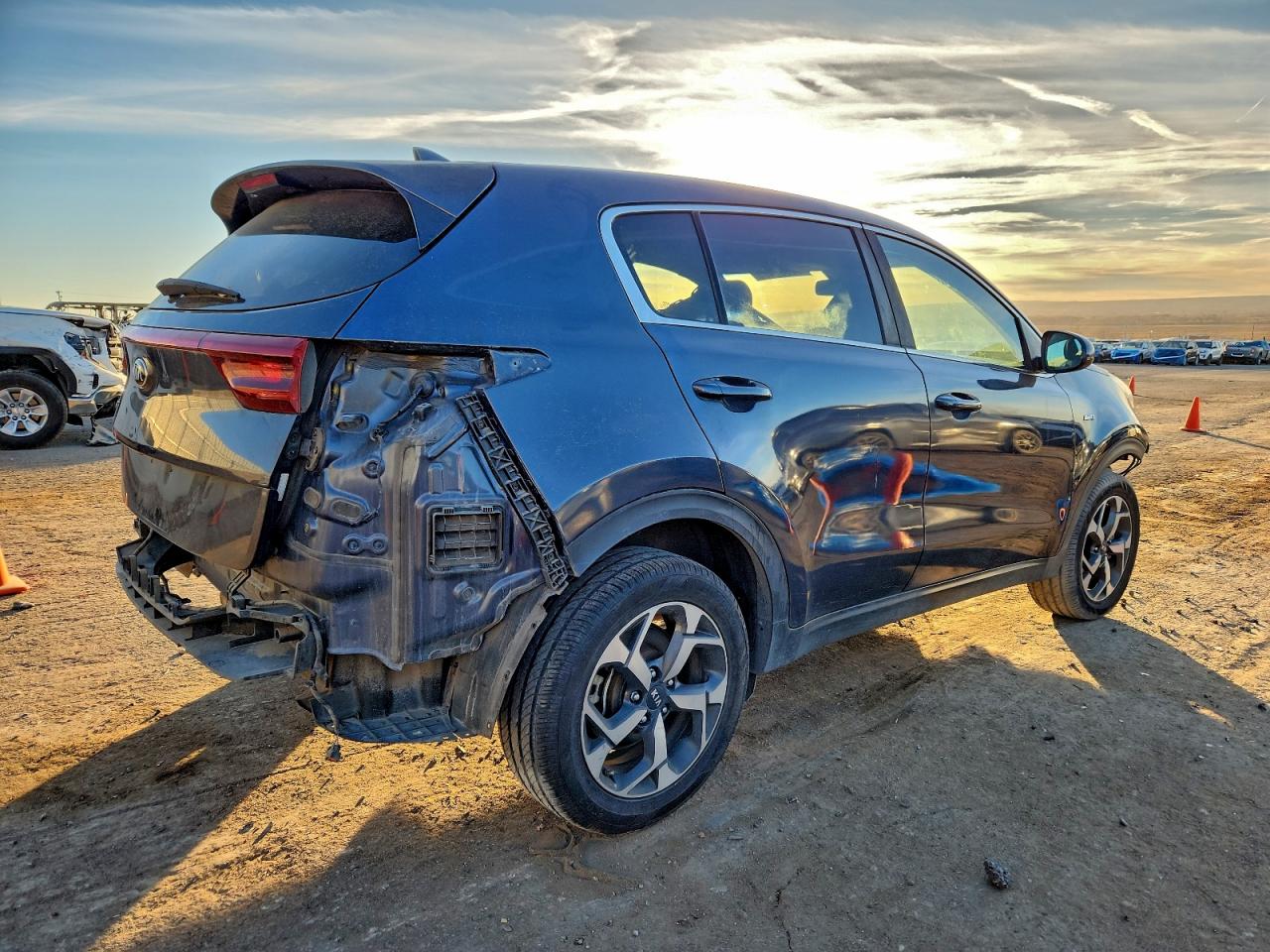 2020 KIA SPORTAGE LX photo 3