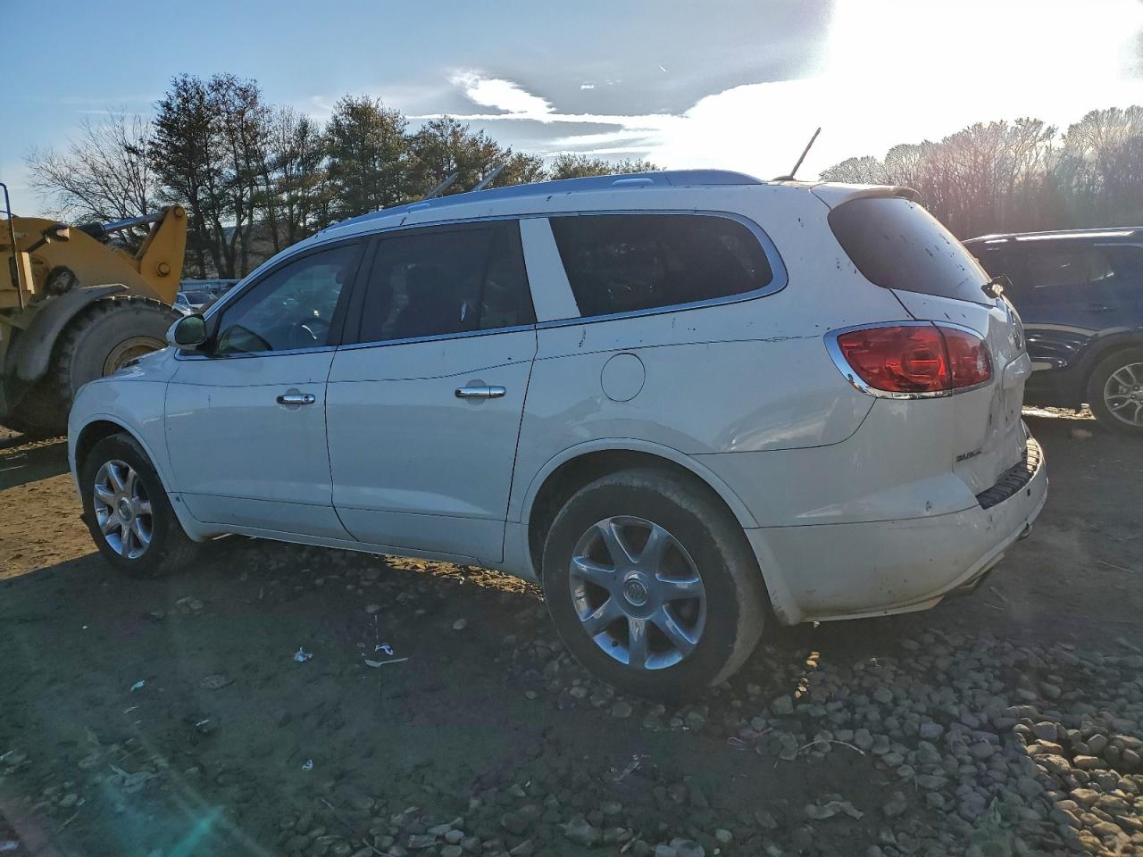 2008 BUICK ENCLAVE CXL photo 2