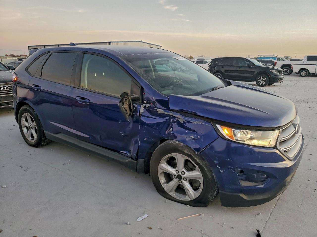 2015 FORD EDGE SE photo 4
