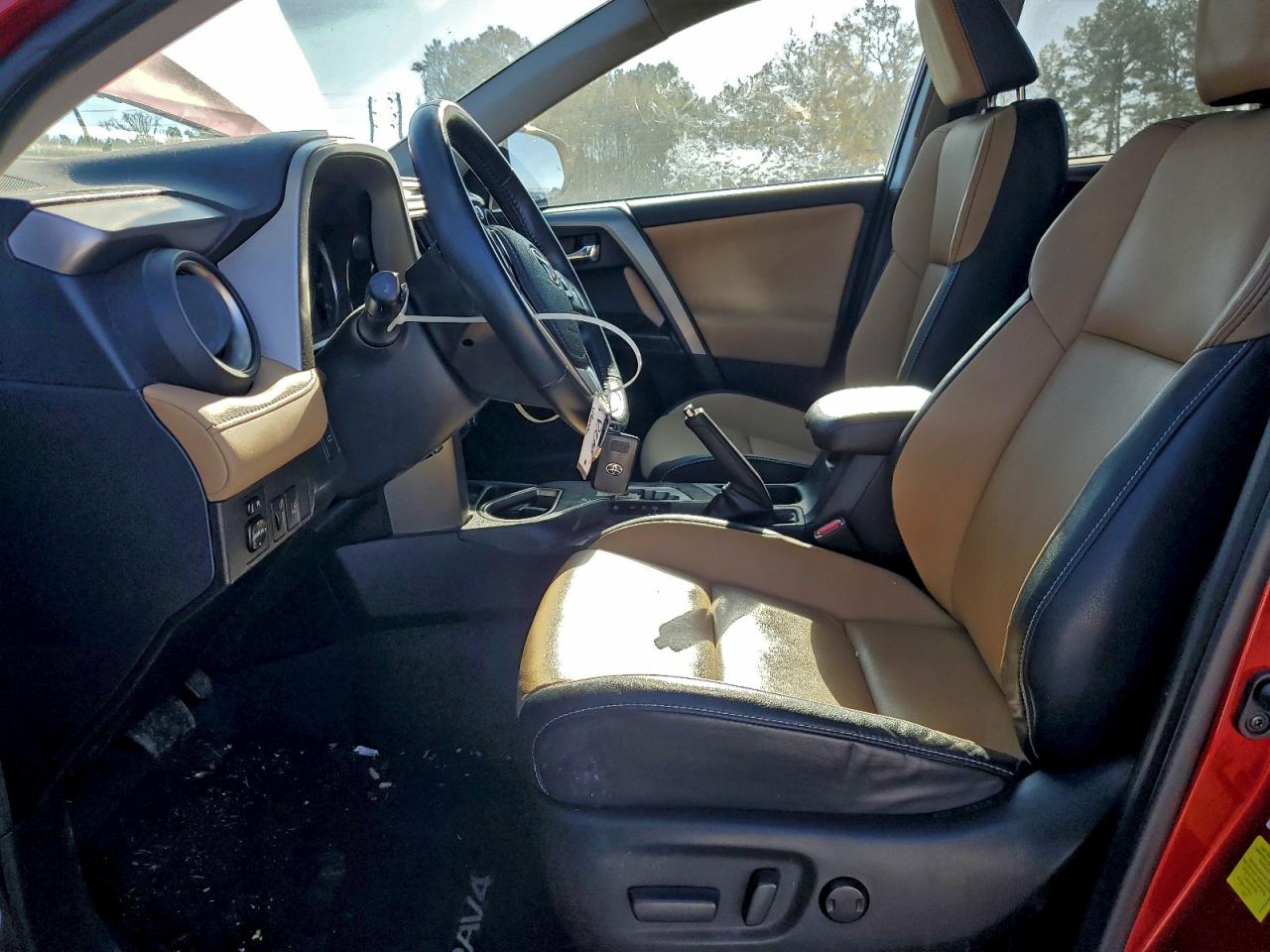 2016 TOYOTA RAV4 LIMITED photo 7
