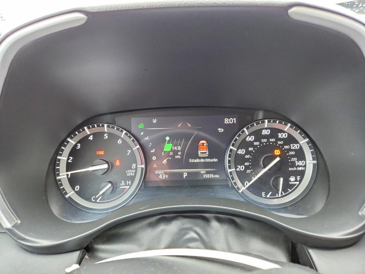 2021 TOYOTA HIGHLANDER XLE photo 9