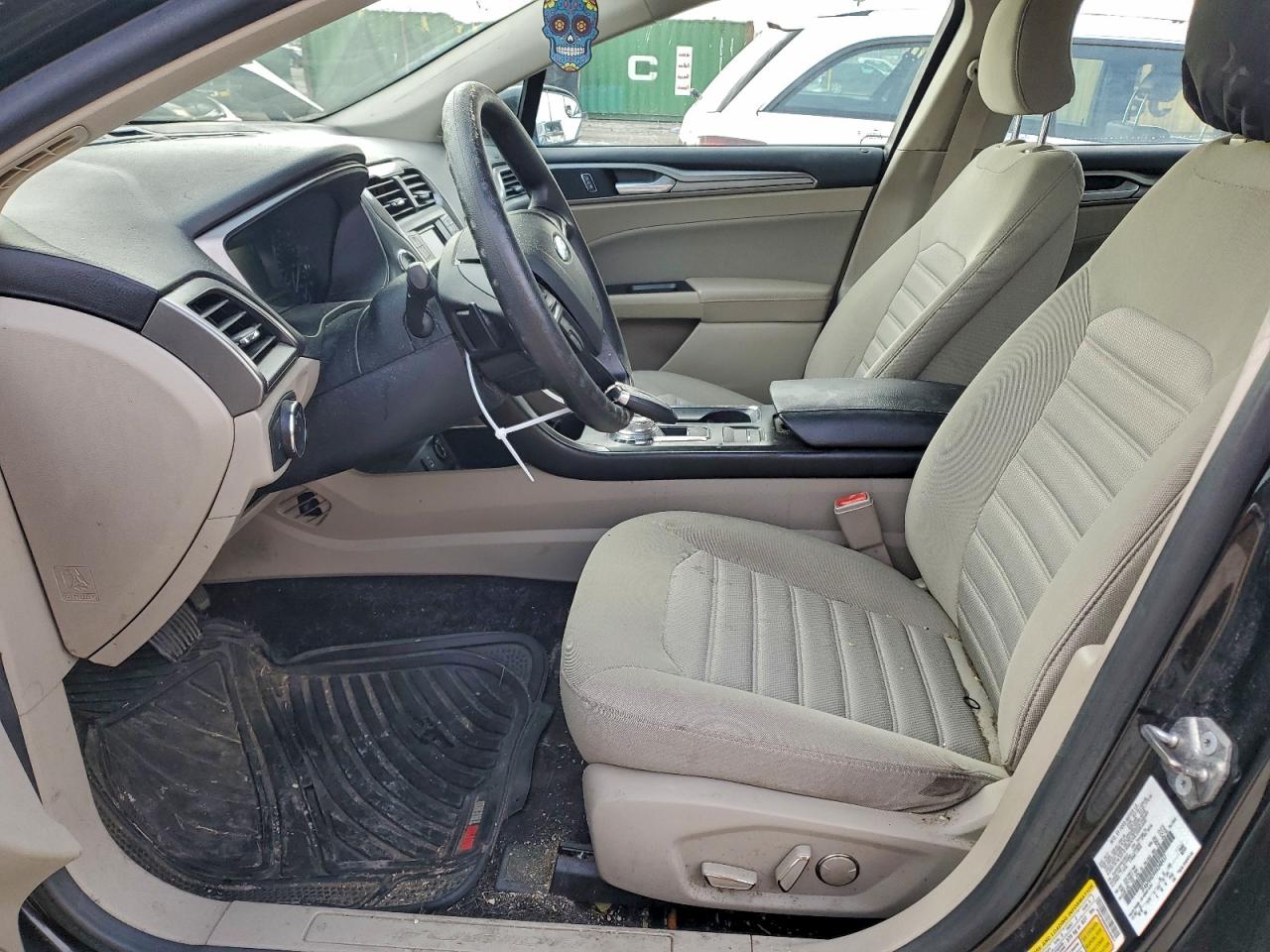2017 FORD FUSION SE photo 7