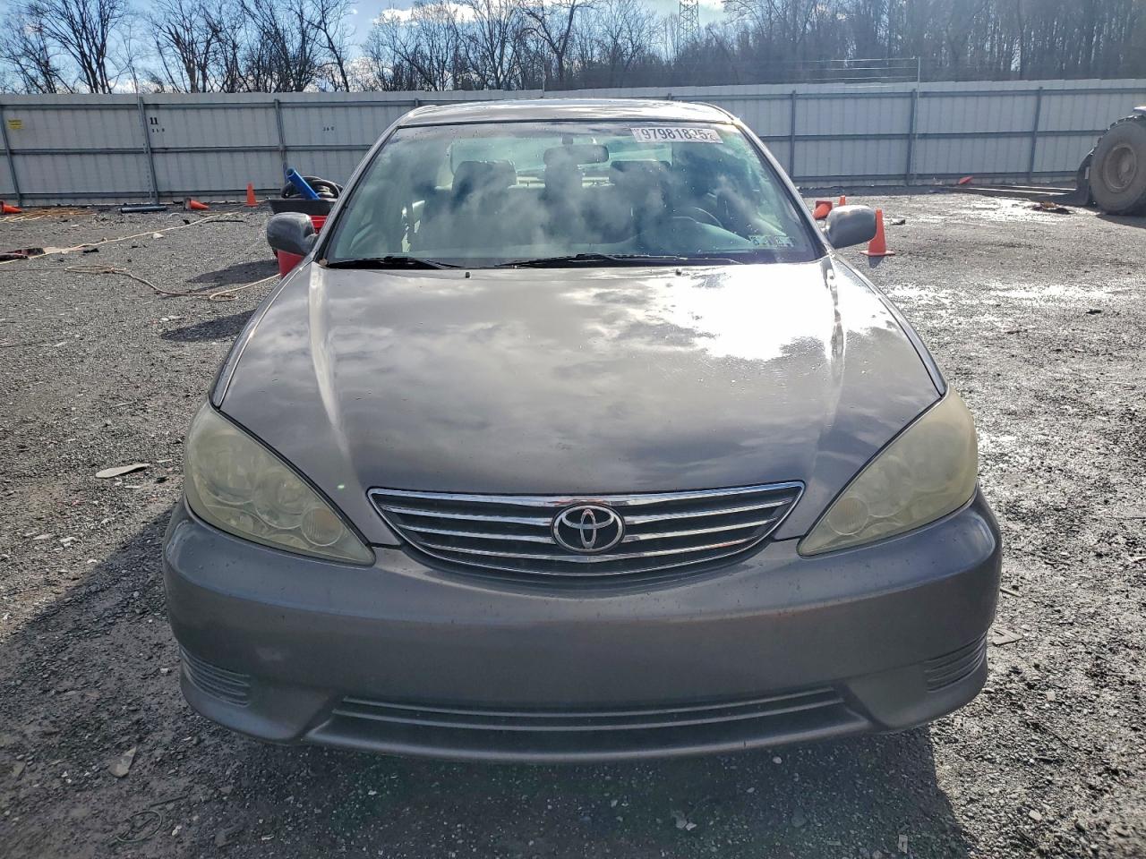 2006 TOYOTA CAMRY LE photo 5