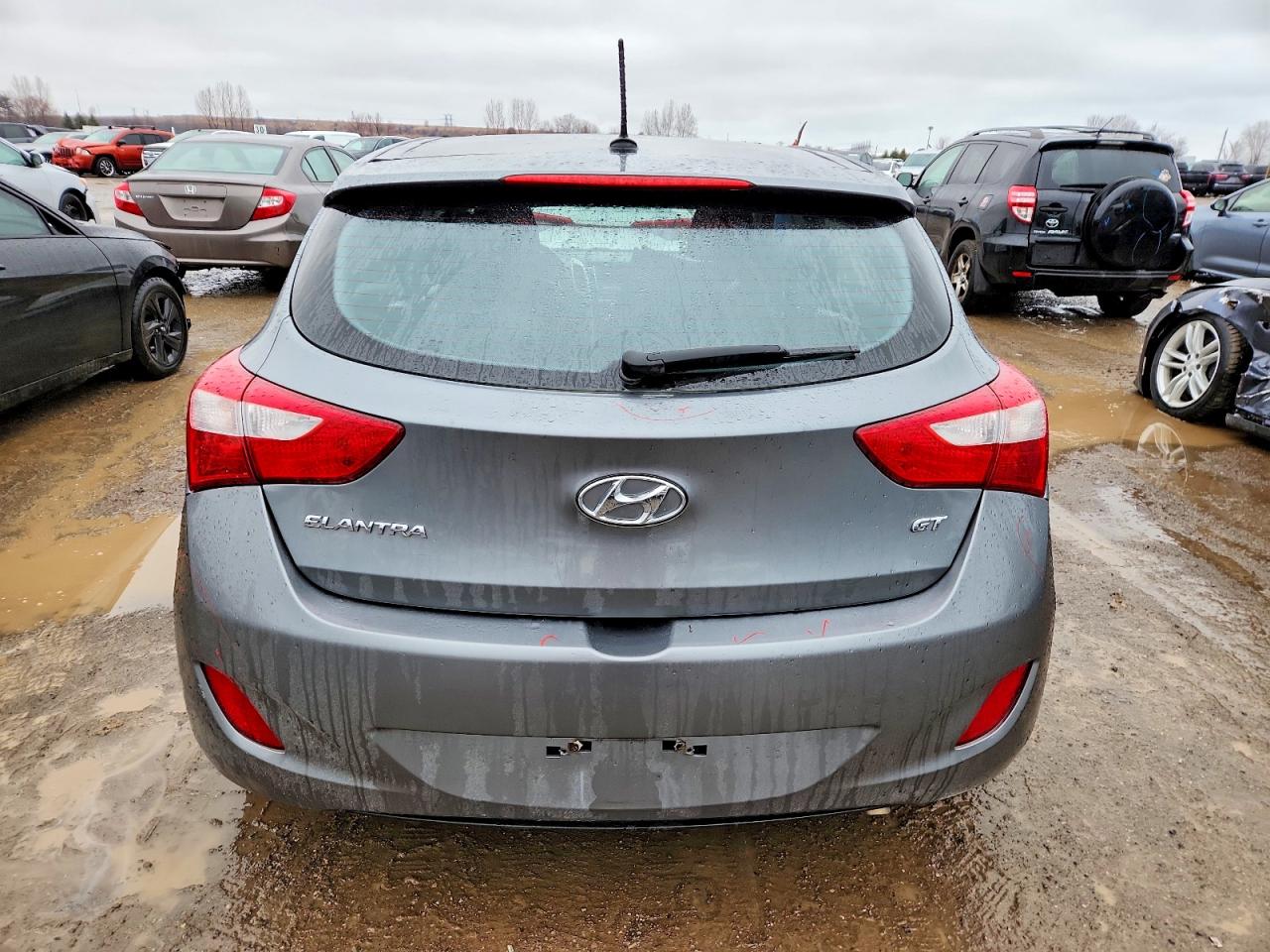 2016 HYUNDAI ELANTRA GT photo 6