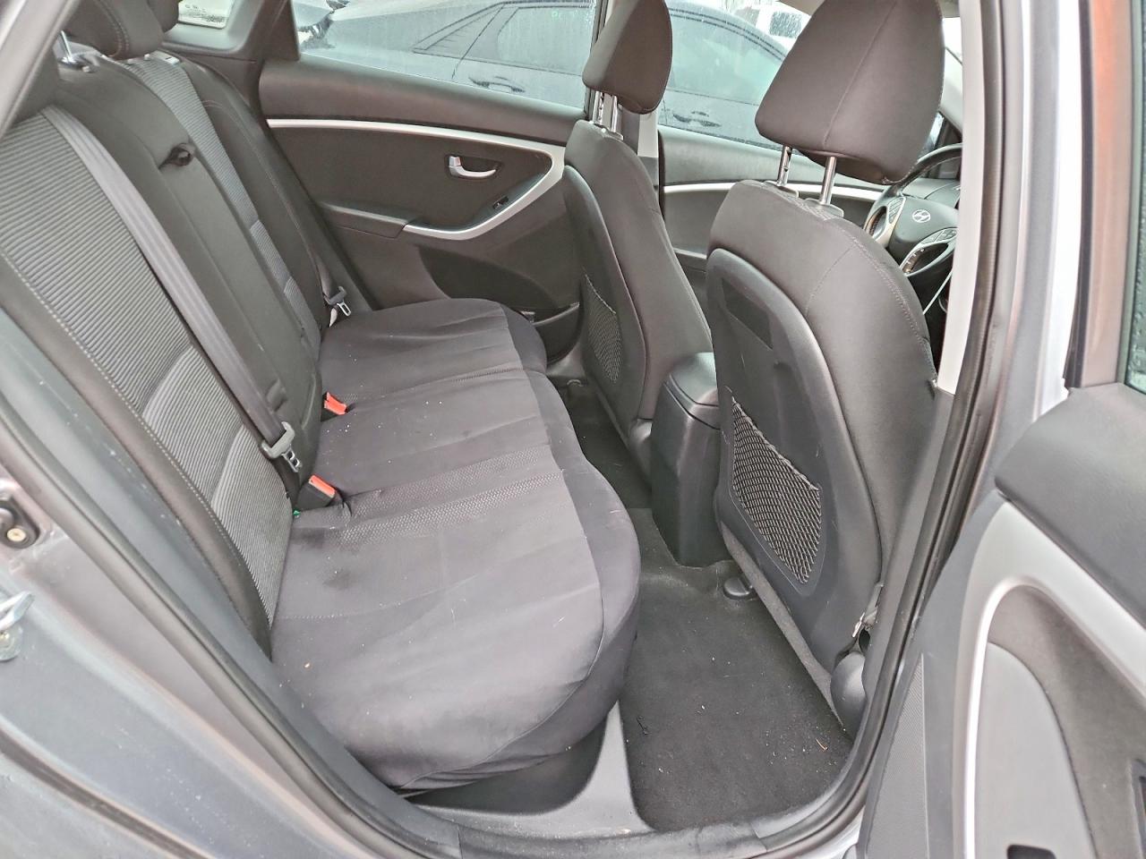 2016 HYUNDAI ELANTRA GT photo 10