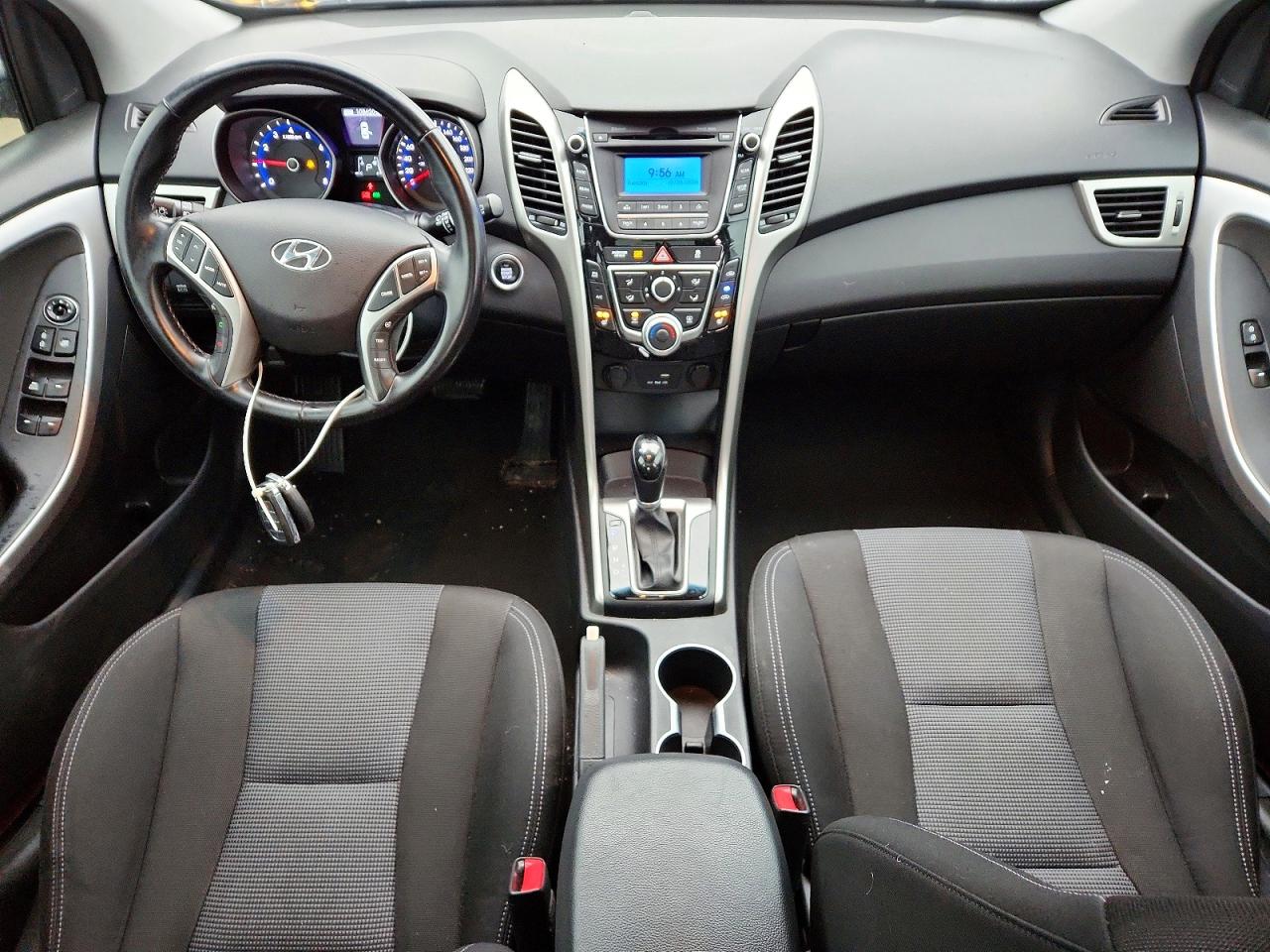 2016 HYUNDAI ELANTRA GT photo 8