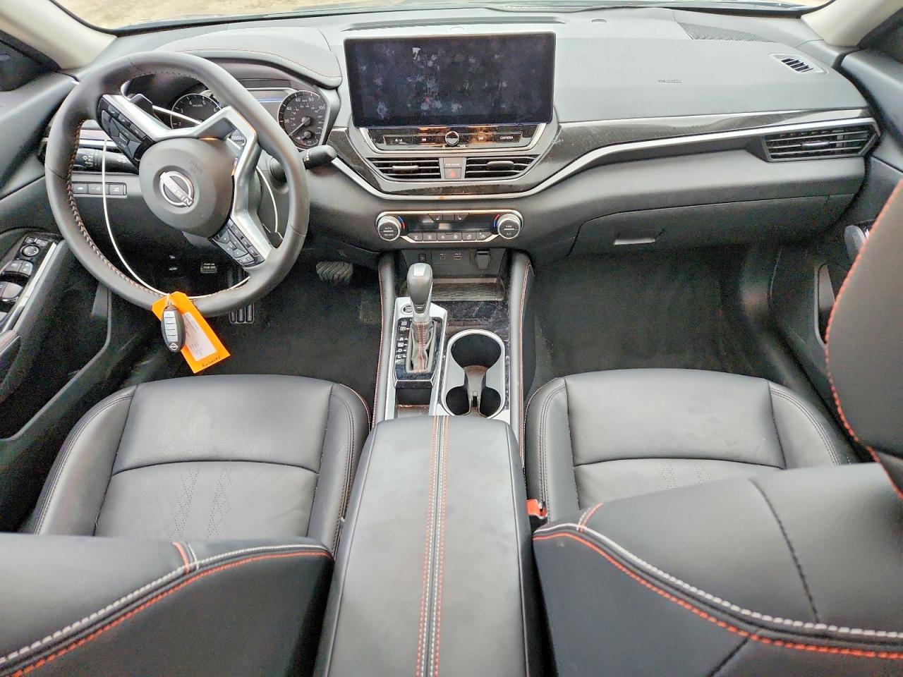 2025 NISSAN ALTIMA 2.5 SR photo 8