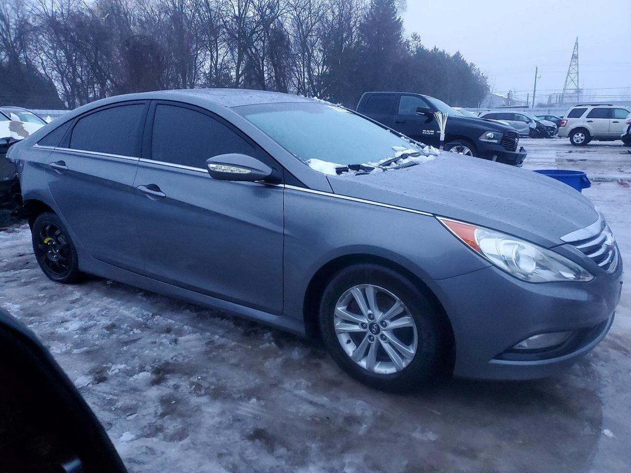 2014 HYUNDAI SONATA GLS photo 4