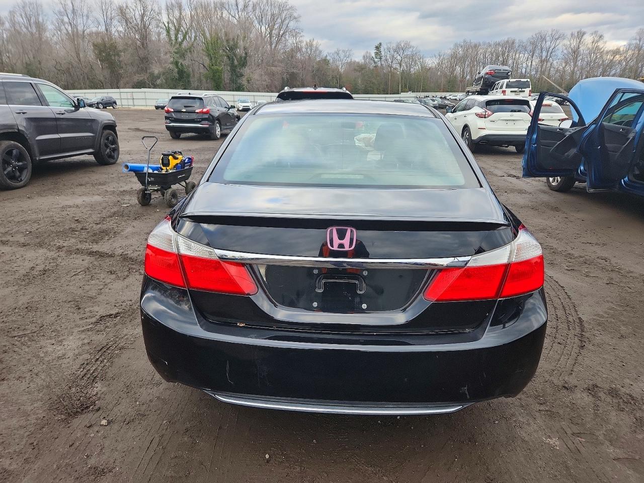 2017 HONDA ACCORD SPORT photo 6