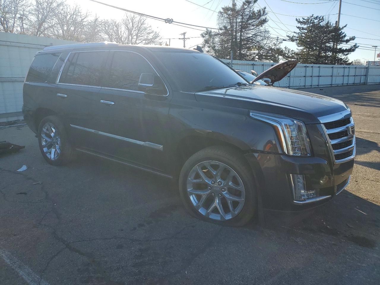 2016 CADILLAC ESCALADE PREMIUM photo 4