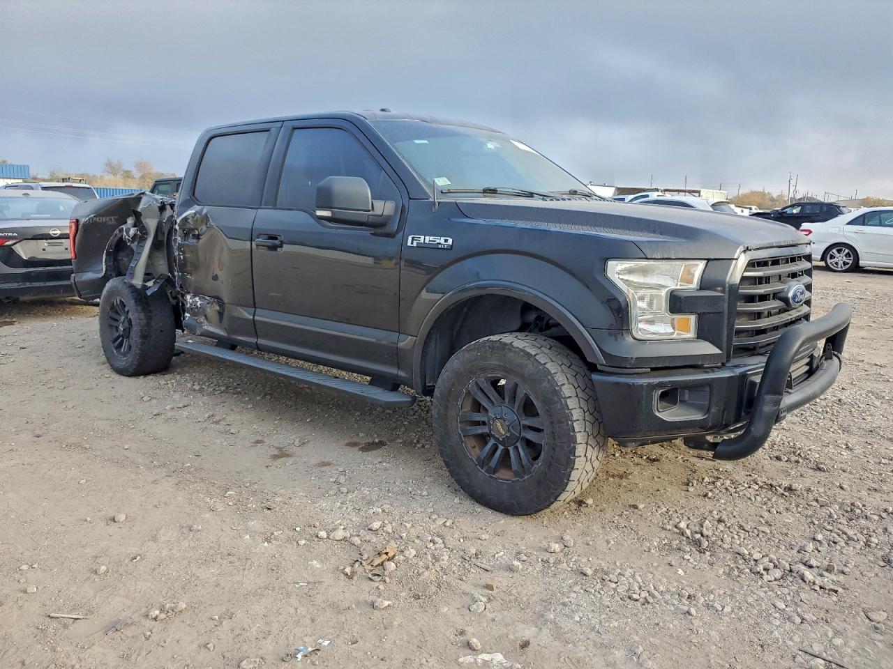 2015 FORD F150 SUPERCREW photo 4