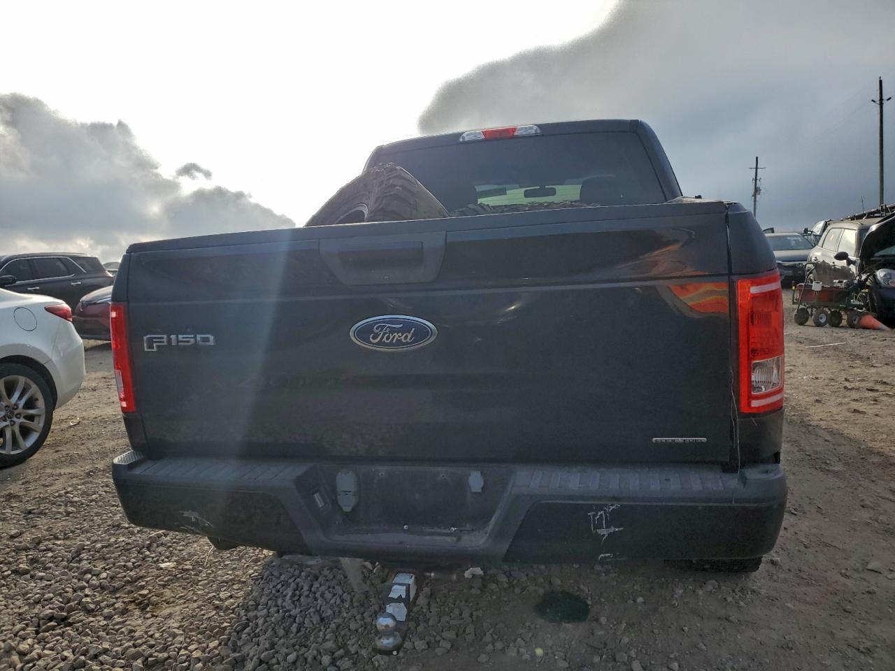 2015 FORD F150 SUPERCREW photo 6