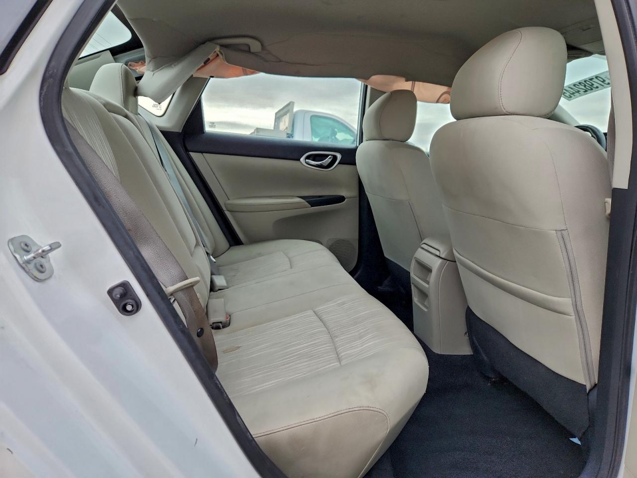 2017 NISSAN SENTRA S photo 10