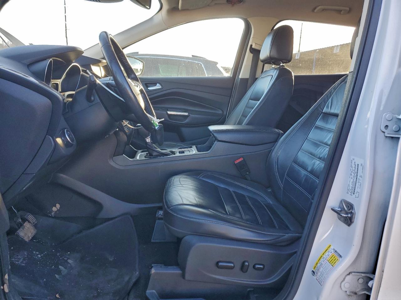 2017 FORD ESCAPE TITANIUM photo 7