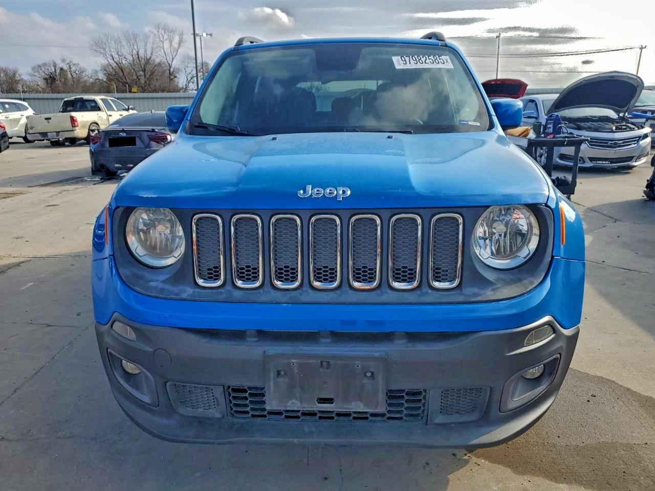 2015 JEEP RENEGADE LATITUDE photo 5