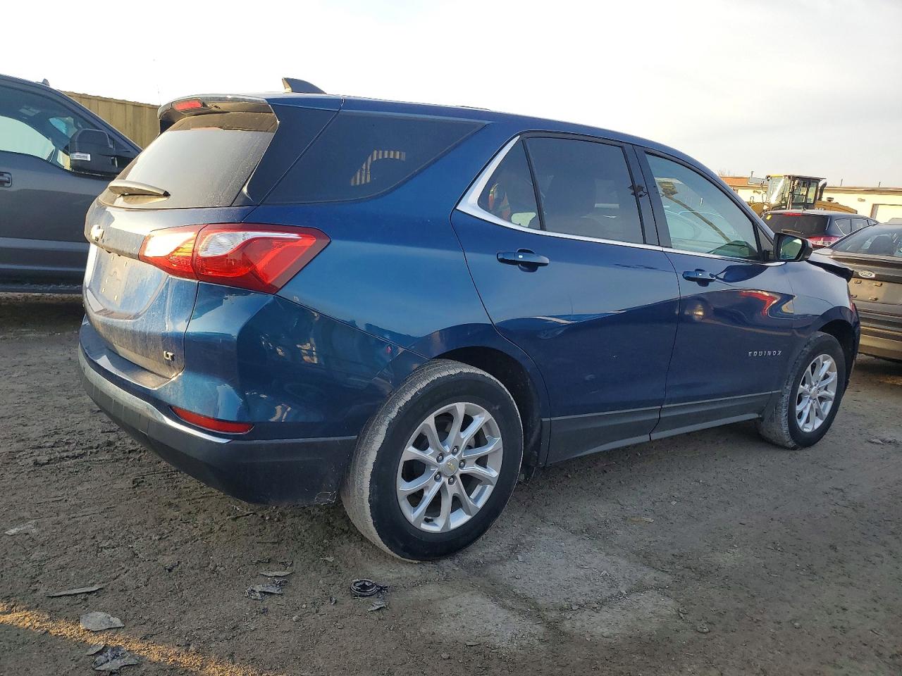 2019 CHEVROLET EQUINOX LT photo 3