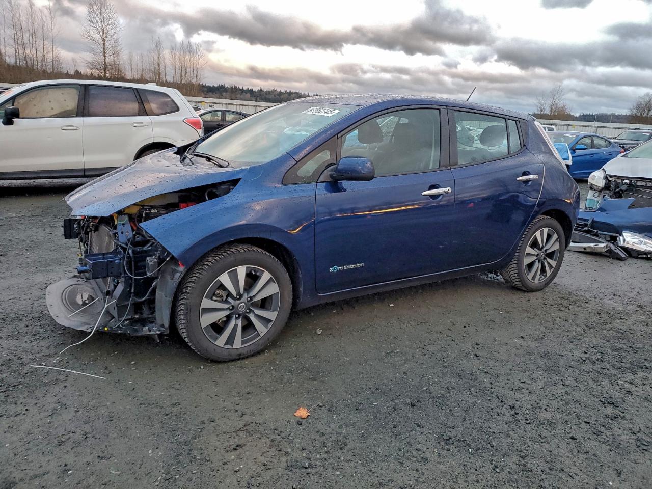 2016 NISSAN LEAF