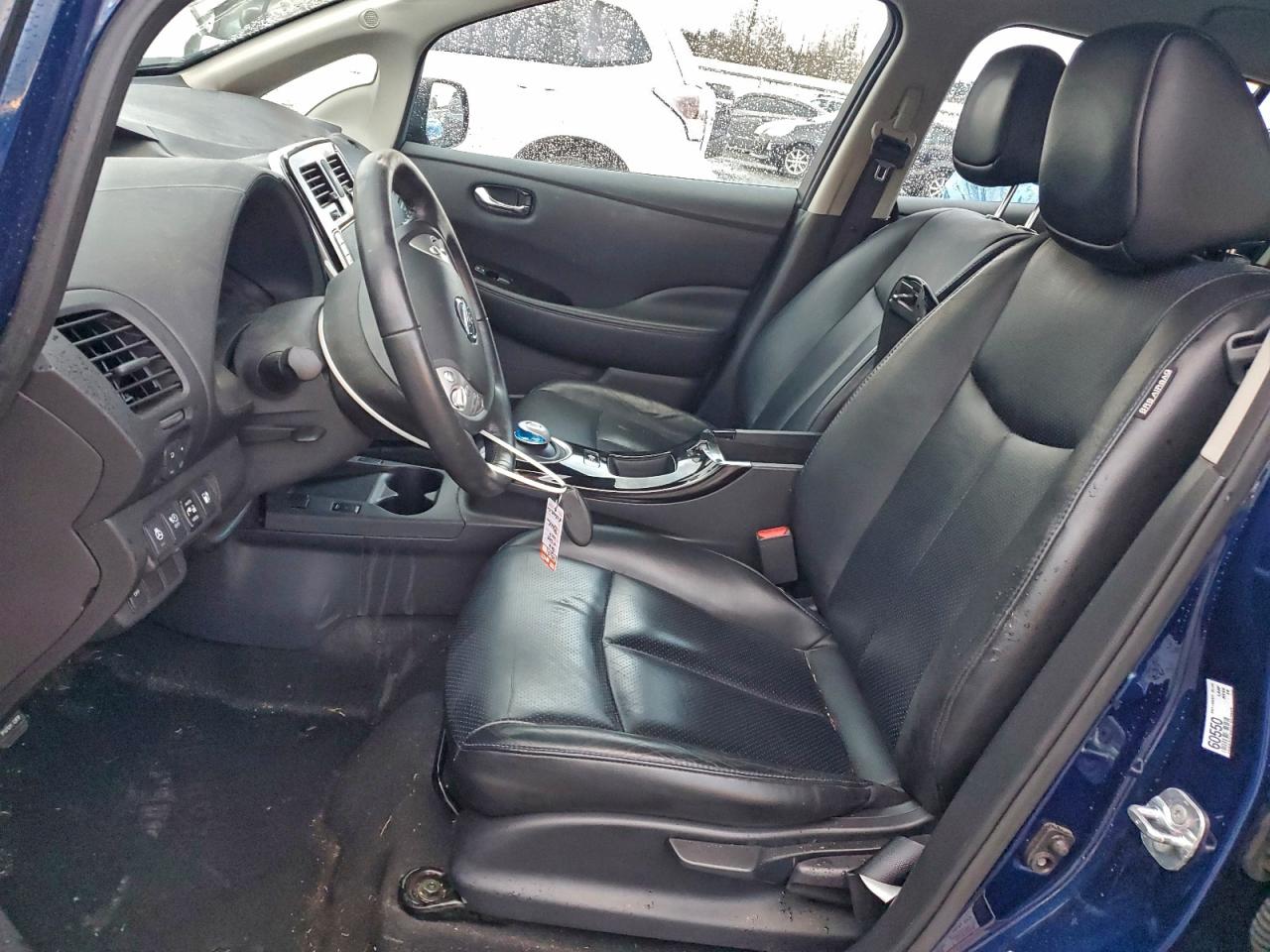 2016 NISSAN LEAF SV photo 7