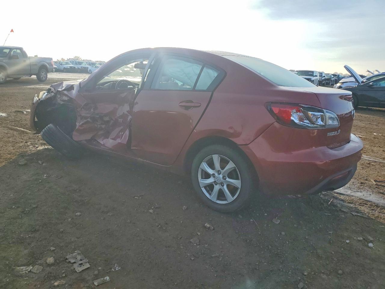 2010 MAZDA 3 I photo 2