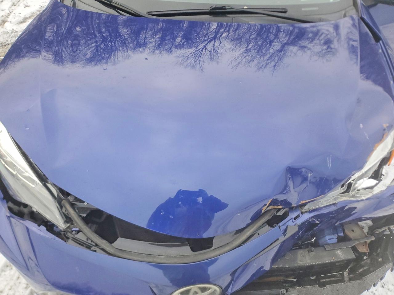 2017 TOYOTA COROLLA photo 11