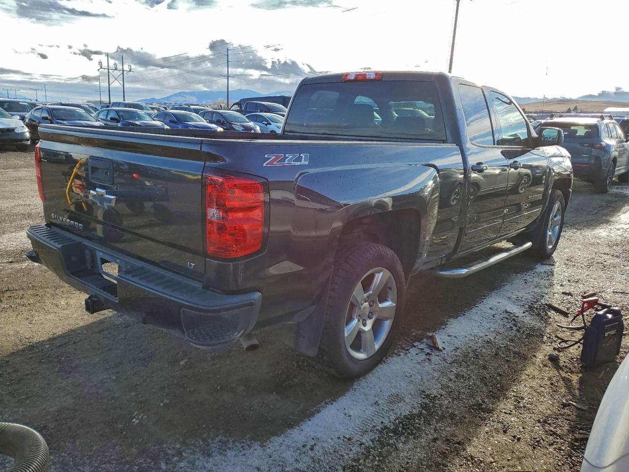 2016 CHEVROLET SILVERADO K1500 LT photo 3