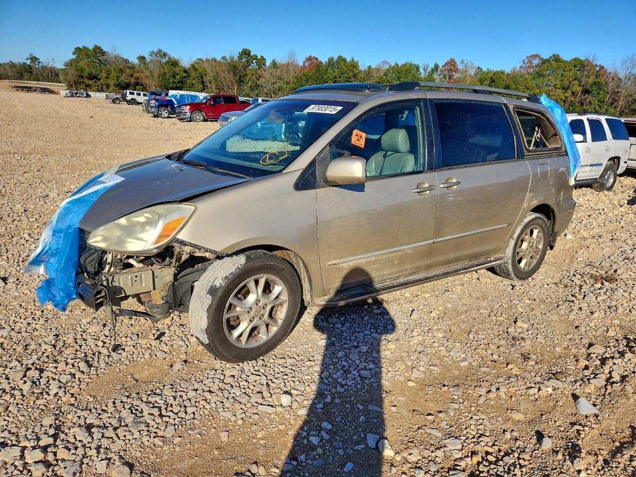 2004 TOYOTA SIENNA