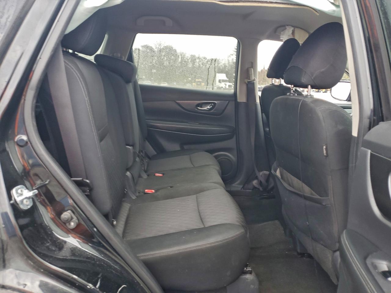 2017 NISSAN ROGUE S photo 11