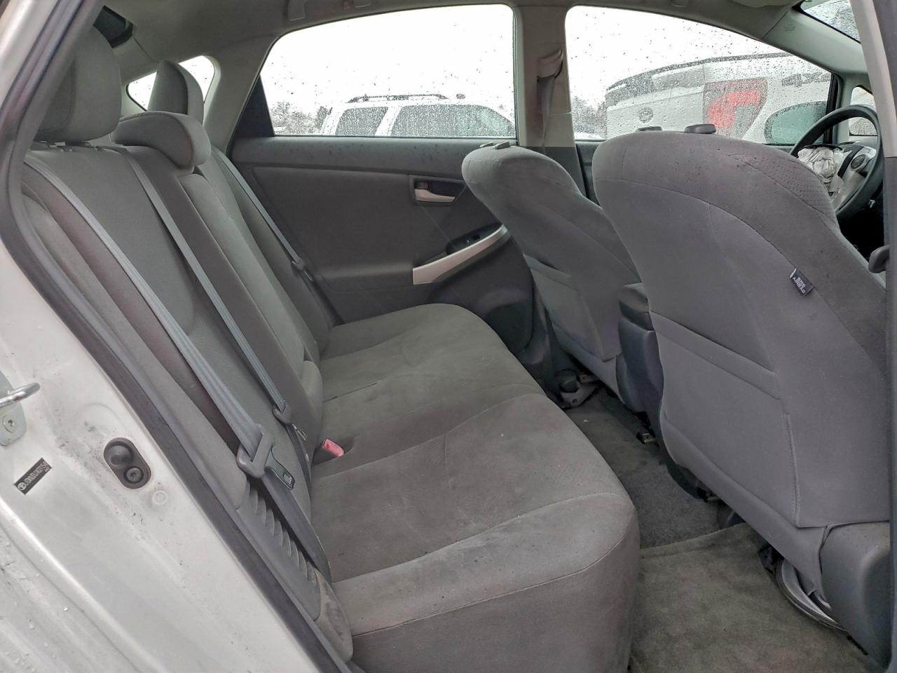 2010 TOYOTA PRIUS photo 10