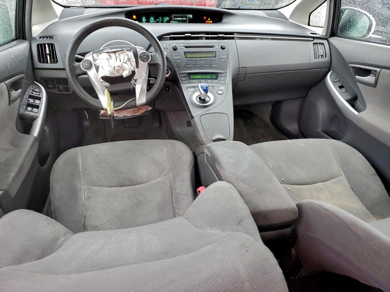 2010 TOYOTA PRIUS photo 8