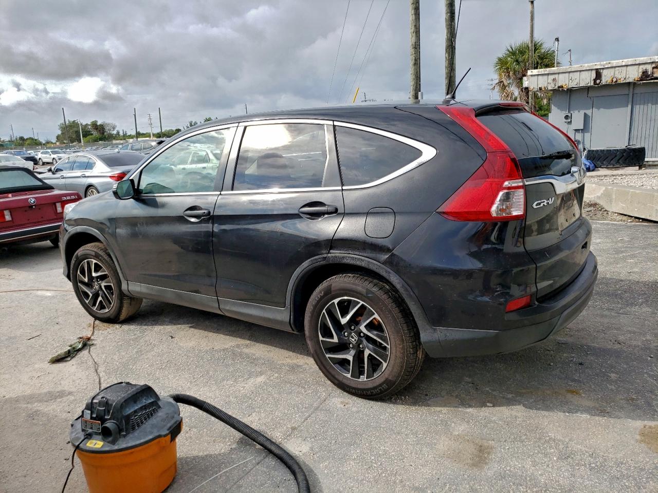 2016 HONDA CR-V SE photo 2