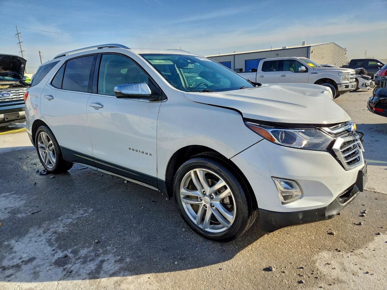 2019 CHEVROLET EQUINOX PREMIER photo 4