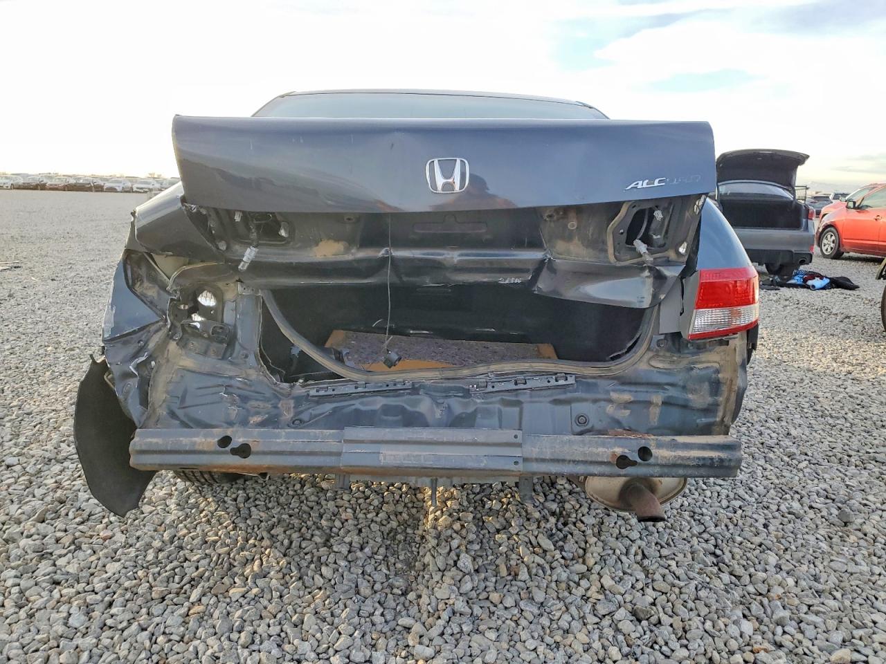 2003 HONDA ACCORD LX photo 5