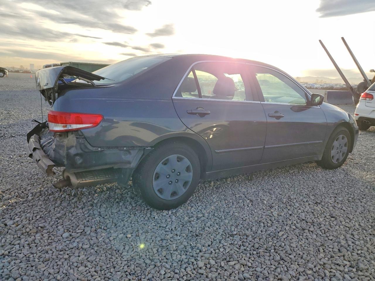2003 HONDA ACCORD LX photo 2