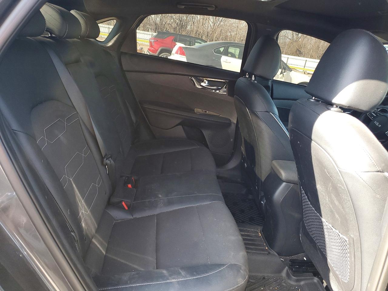 2024 KIA FORTE GT LINE photo 10