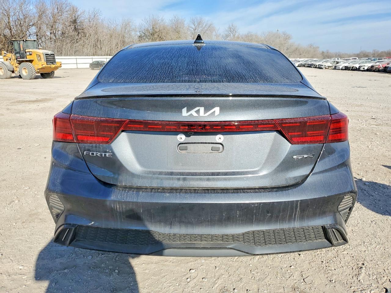 2024 KIA FORTE GT LINE photo 6
