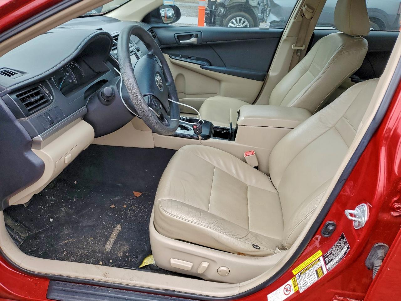 2012 TOYOTA CAMRY BASE photo 7