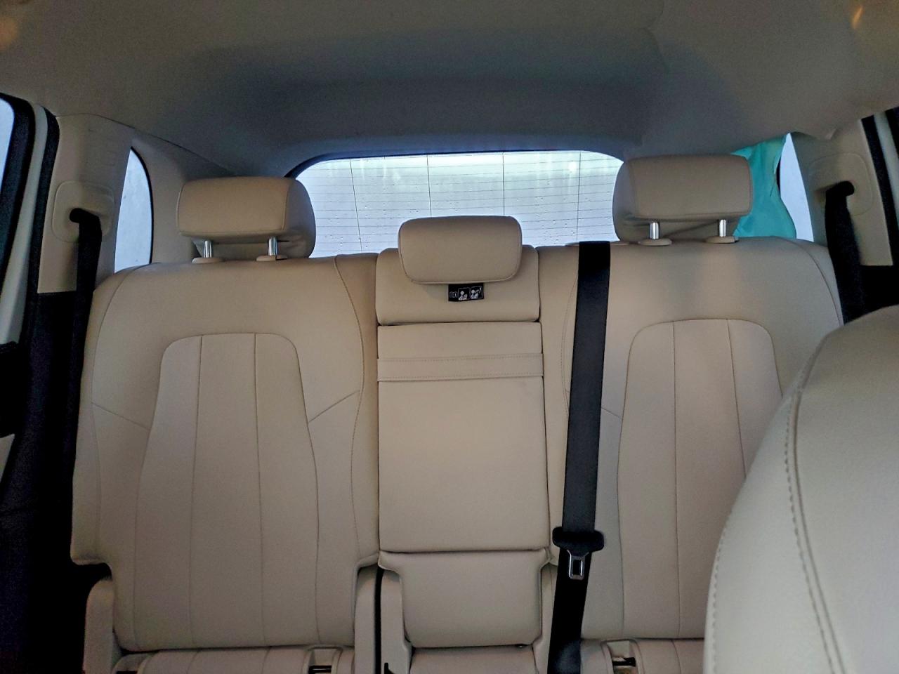 2020 MERCEDES-BENZ GLB 250 photo 10