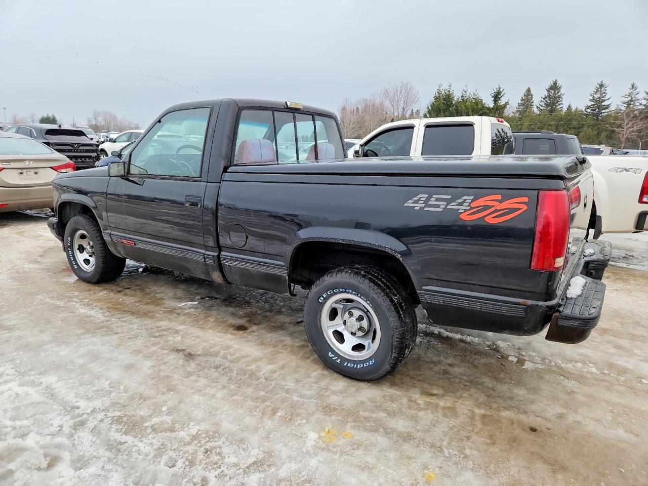 1992 CHEVROLET GMT-400 C1500 photo 2